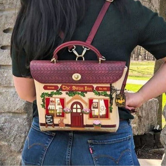 Vendula London Swan Inn backpack/bag - Picture 6 of 7
